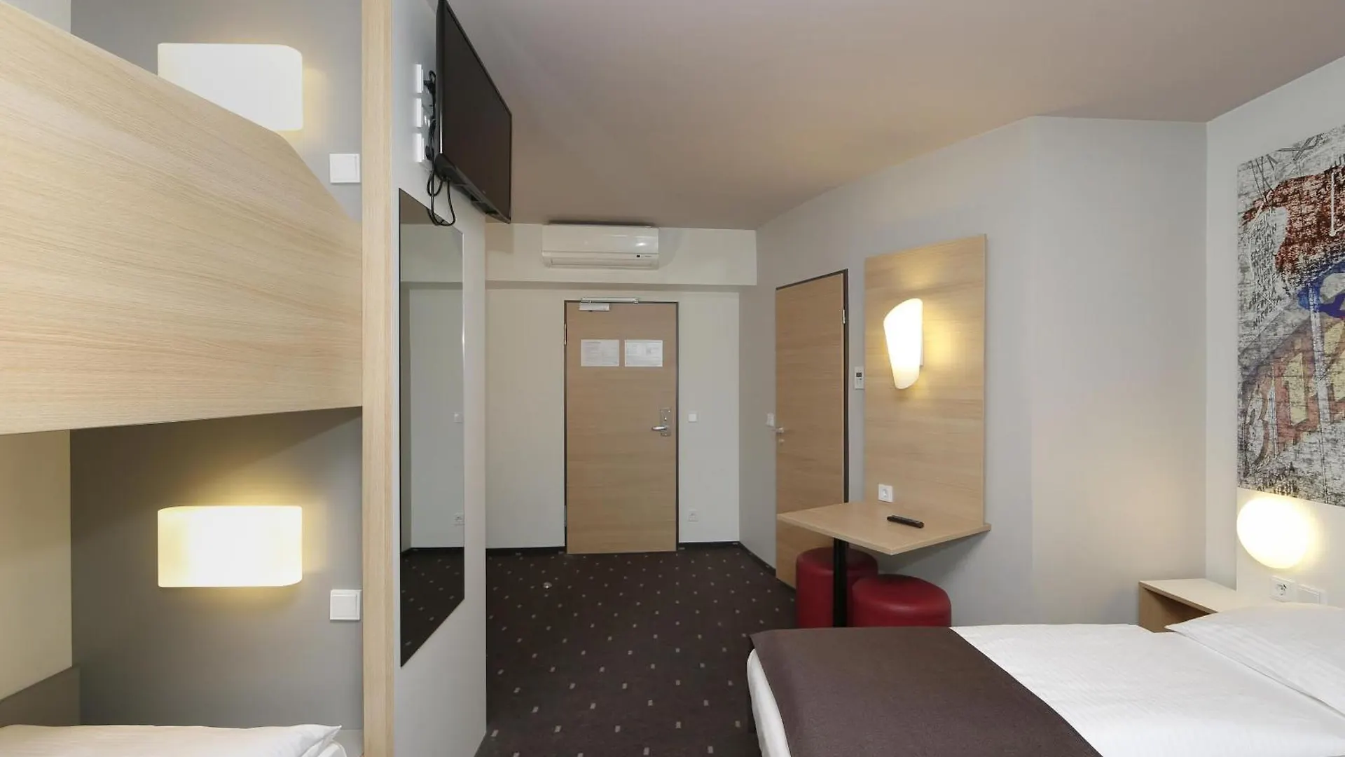 B&B Hotel Berlin-Alexanderplatz  Berlim