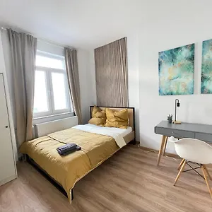 150qm - 5 - Free Parking - Mallibase Deutschland