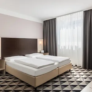 Acom-hotel 4* Bécs