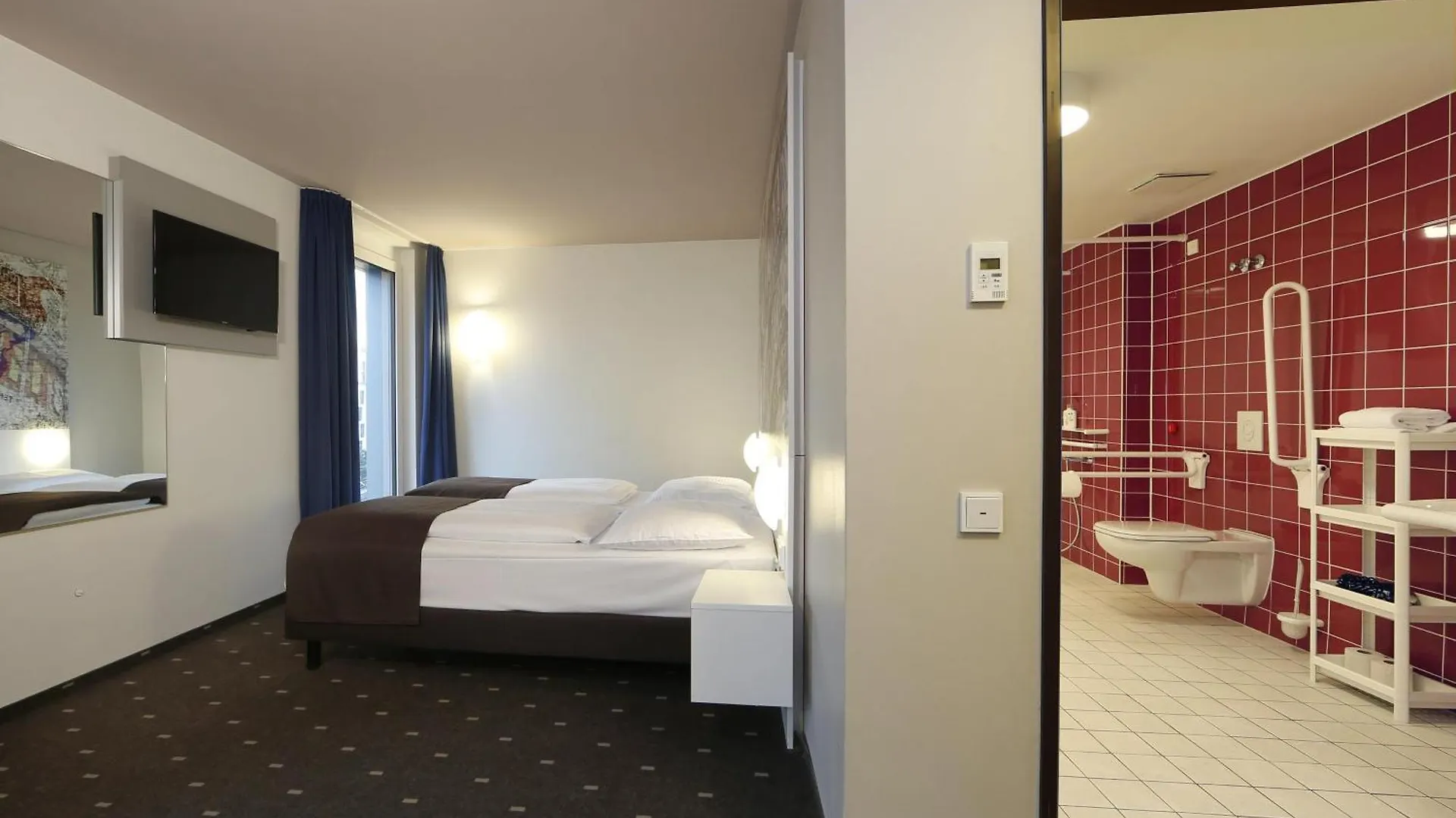 B&B Hotel Berlin Alexanderplatz 3*,